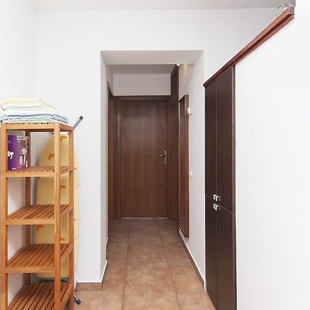 Apartments Ceja Near Sea Medulin Bagian luar foto