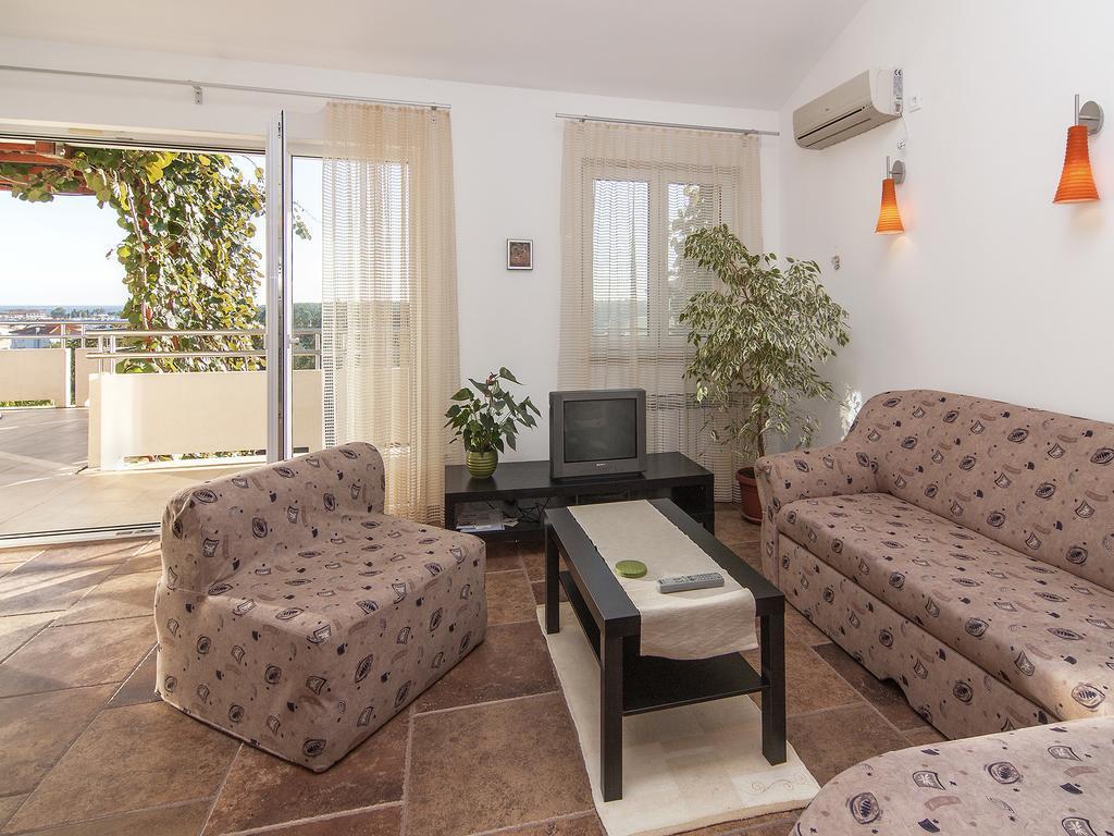 Apartments Ceja Near Sea Medulin Bagian luar foto