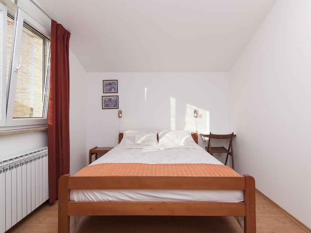 Apartments Ceja Near Sea Medulin Ruang foto