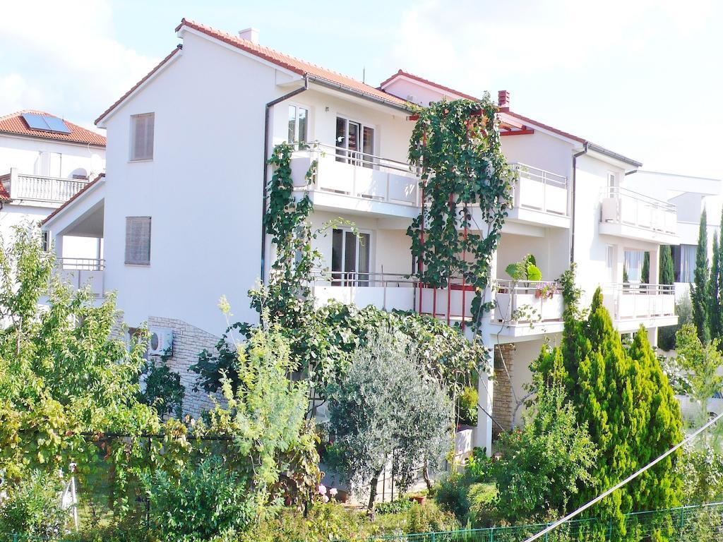 Apartments Ceja Near Sea Medulin Bagian luar foto
